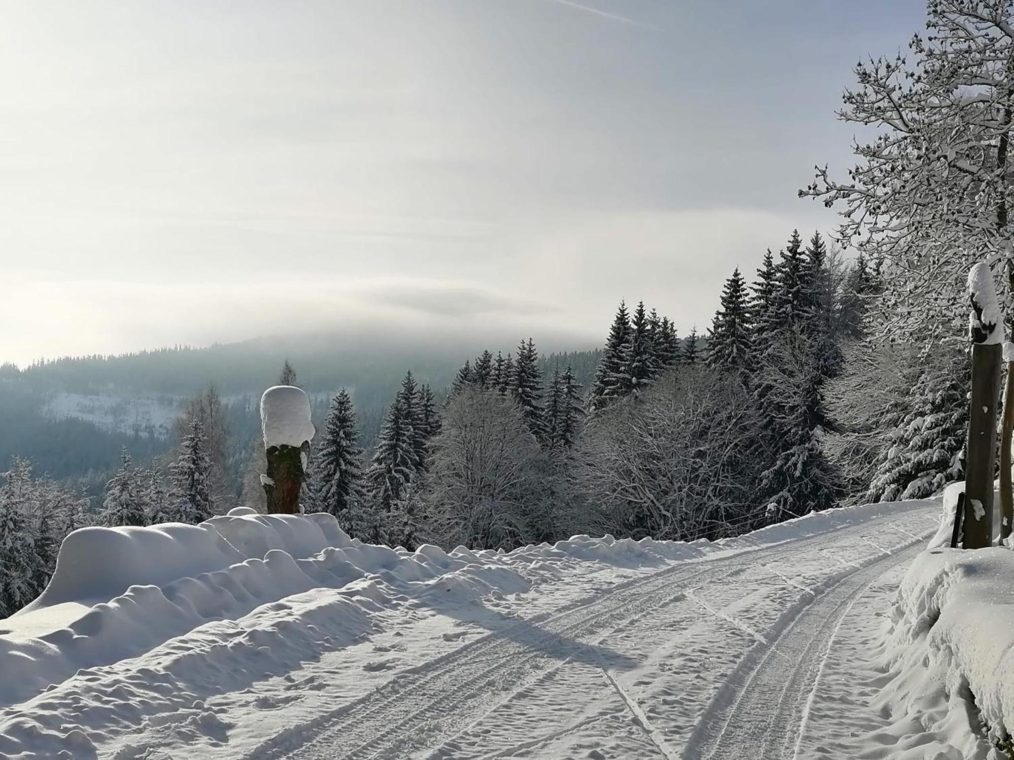 Chalupa Hejmovka Spindleruv Mlyn Exterior foto